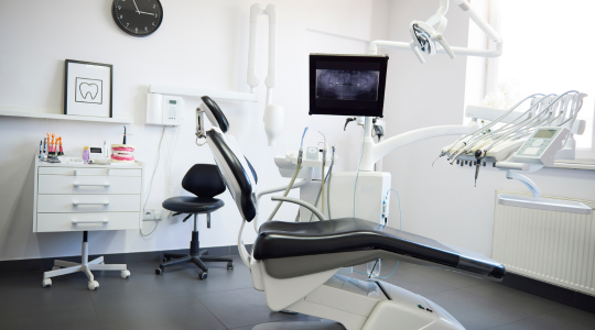 Crowns and bridges in lucknow, Best dentures in lucknow, Best maxillofacial surgeon in lucknow, Best dentist in Lucknow,  dentist in Lucknow